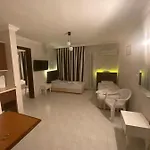 Otel Karadede *